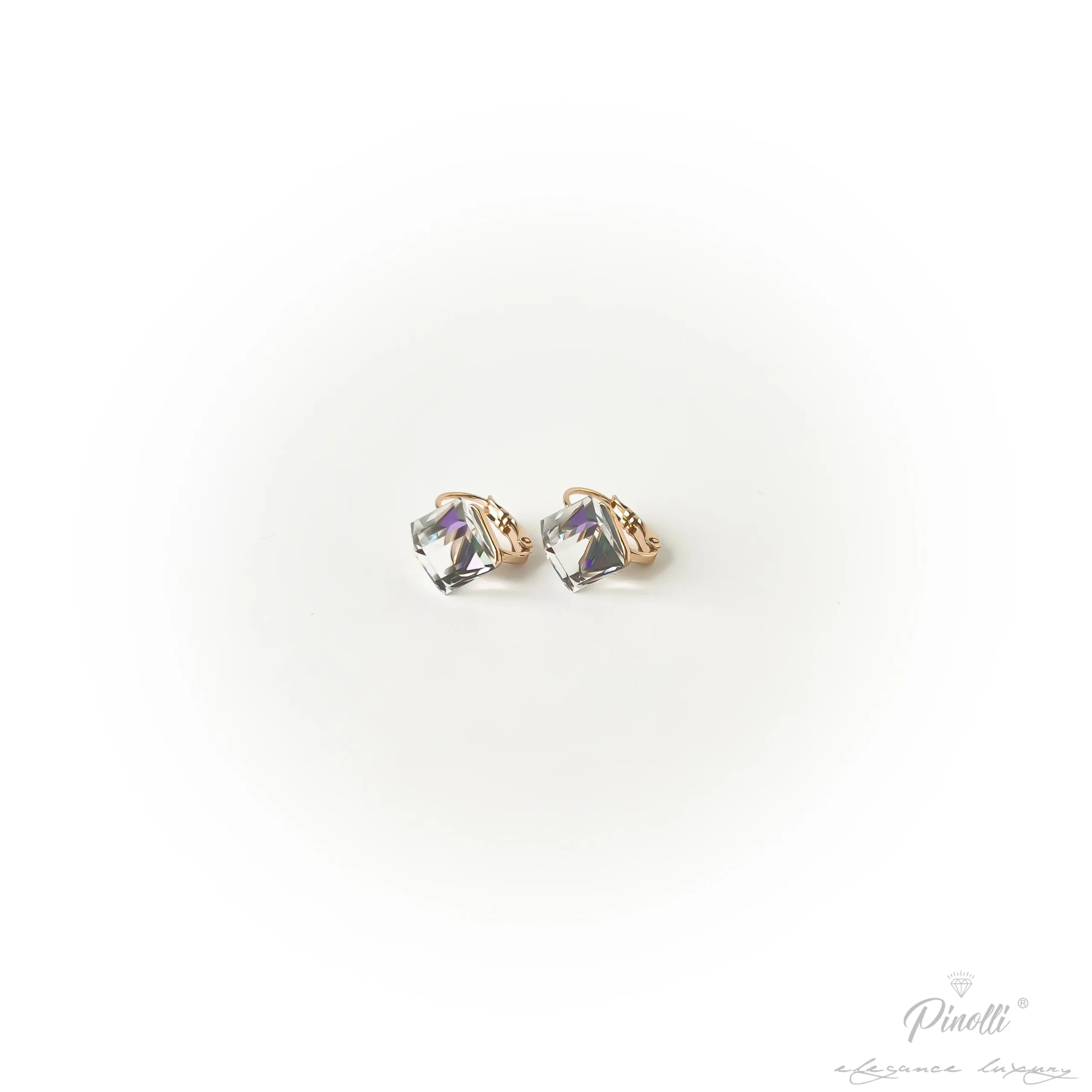 Cercei cu piatra swarovski alba